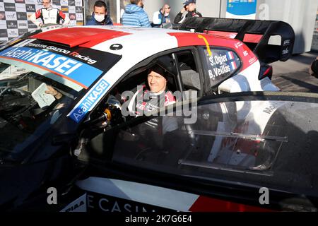 ©PHOTOPQR/NICE MATIN/Jean François Ottonello ; Monaco ; 23/01/2022 ; OTTONELLO JEAN-FRANÇOIS - SPO - dimande 23 janvier 2022 à Monaco - arrivée du 90 ème Rallye de Monte-Carlo - Sébastien Ogier, Toyota GR Yaris - 2022/01/23. Rallye Monte Carlo Banque D'Images