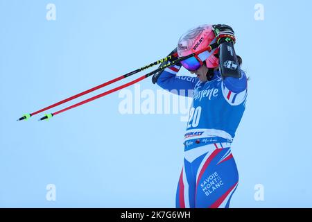 ©Pierre Teyssot/MAXPPP ; Audi FIS ski coupe du monde femmes Slalom géant à Kronplatz, Italie sur 25 janvier 2022. Dernières dames ski alpin Dames GS avant les Jeux Olympiques d'hiver de 2022 à Beijing. Coralie Frasse Sombet (FRA). Â© Pierre Teyssot / Maxppp Banque D'Images