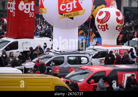 ©Julien Mattia / le Pictorium / MAXPPP - Julien Mattia / le Pictorium - France / Ile-de-France / Paris - manifestation interprofessionnelle des Syndicats pour l'augmentation du pouvoir d'Achat, a Paris le 27 janvier 2022. / France / Ile-de-France (région) / Paris - manifestation interprofessionnelle des syndicats pour l'augmentation du pouvoir d'achat, à Paris sur 27 janvier 2022. Banque D'Images