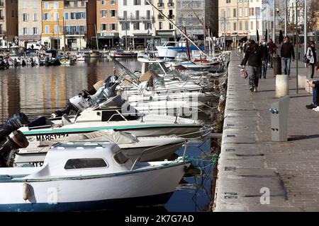 ©PHOTOPQR/LA PROVENCE/VALLAURI Nicolas ; la Ciotat ; 27/01/2022 ; image générale de la ville de la Ciotat. Port Vieux ou Vieux Port Illustration des bateaux à quai - vue générique de la Ciotat, sud de la France Banque D'Images