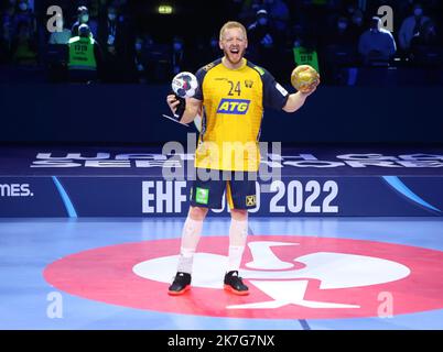 ©Laurent Lairys/MAXPPP - Jim Gottfridsson de Suède pendant l'EHF Homme Euro 2022, finale handball match entre la Suède et l'Espagne sur 30 janvier 2022 à Budapest Multifunctional Arena à Budapest, Hongrie - photo Laurent Lairys / MAXPPP Banque D'Images