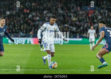 ©Denis TRASFI/MAXPPP - (C) Denis TRASFI / MAXPPP - à Boulogne-Billancourt au Parc des Princes le 15-02-2022 - Ligue des champions, 8e de finale - Paris Saint Germain - Real Madrid - Rodrygo Banque D'Images