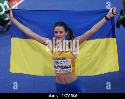 ©Laurent Lairys/MAXPPP - Yaroslava MAHUCHIKH de l'Ukraine finale femmes de saut en hauteur hommes pendant les Championnats du monde d'athlétisme en salle 2022 sur 18 mars 2022 à l'arène Stark à Belgrade, Serbie - photo Laurent Lairys / Banque D'Images