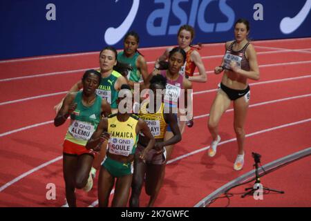 ©Laurent Lairys/MAXPPP - Natoya GOULE de Jamaque , Habiam ALEMU d'Ethiopie , Halimah NAKAAYI d'Ouganda , Catriona BISSET d'Australie et Agee WILSON des États-Unis finale 800 M femmes pendant les Championnats du monde d'athlétisme en salle 2022 sur 20 mars 2022 à Stark Arena à Belgrade, Serbie - photo Laurent Lairys / Banque D'Images