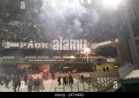 ©PHOTOPQR/LA PROVENCE/SPEICH Frédéric ; Marseille ; 07/04/2022 ; football : Europa Conference League UEFA 1/4 de finale aller match : Olympique de Marseille (OM) - PAOK Salonique (GRECE) au Stade Vélodrome Orange Banque D'Images