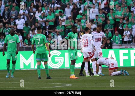 Thierry Larret / MAXPPP. Ligue de football 1 Uber Eats. Association Sportive de Saint-Etienne contre Stade Brestois 29. Le 16 avril 2022, Stade Geoffroy-Guichard, Saint-Etienne (42). Banque D'Images