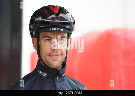 ©Pierre Teyssot/MAXPPP ; TOUR DES ALPES 2022 - course cycliste UCI sous Covid 19 pandémie. Lienz, Autriche sur 22 avril 2022. Étape 5 de Lienz à Lienz, Richie porte (Australie) Ineos Grenadiers. Â© Pierre Teyssot / Maxppp Banque D'Images