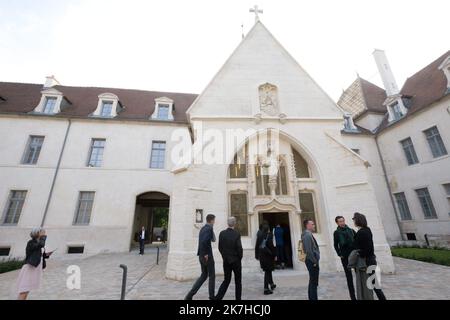 ©JC Tardison/MAXPPP - Dijon 04/05/2022 © JC Tardison / Maxppp - Côte-d'Or, Dijon, 04/05/2022 - Cité internationale de la gastronomie et du vin : chapelle Sainte-Croix de Jérusalem 'un lieu exceptionnel pour célébrer l'art de vivre à la française': Dijon inaugure vendredi la première ville internationale de la Gastronomie et du vin, avec pour mission de "raconter et donner vie" au repas français inscrit dans le patrimonium de l'humanité. Banque D'Images