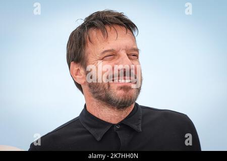 ©PHOTOPQR/LE PARISIEN/Fred Dugit ; Cannes ; 18/05/2022 ; Cuture / Cinéma Palais des festivals à Cannes (06), le 17 mai 2022 Photocall du JURY CAMERA d’OR SAMUEL LE BIHAN acteur photo LP / Fred Dugit - Photocall du jury de Camera d’Or lors du festival international du film de Cannes, le 18th 2022 mai Banque D'Images