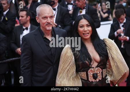 ©PHOTOPQR/LE PARISIEN/Fred Dugit ; Cannes ; 18/05/2022 ; Cuture / Cinéma Palais des festivals à Cannes (06), le 18 mai 2022 montée des marches du film TOP CANON : MAVERICK [hors-Société] Anggun photo LP / Fred Dugit Banque D'Images