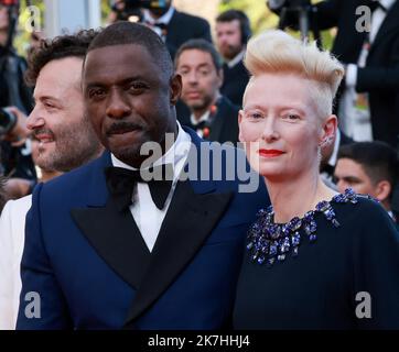 ©PHOTOPQR/NICE MATIN/Frantz Bouton ; Cannes ; 20/05/2022 ; l'actrice britannique Tilda Swinton arrive pour la projection du film "trois mille ans de nostalgie" lors de l'édition 75th du Festival de Cannes à Cannes, dans le sud de la France, sur 20 mai 2022. - Festival international de Cannes le 20th 2022 mai Banque D'Images