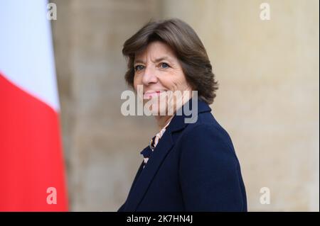 ©Julien Mattia / le Pictorium/MAXPPP - Paris 23/05/2022 Julien Mattia / le Pictorium - 23/5/2022 - France / Ile-de-France / Paris - Arrivee de Catherine Colonna ministre de l'europe et des affaires franches au Conseil des Ministres du 23 Mai 2022 / 23/5/2022 - France / Ile-de-France / Paris (région) - Arrivée de Catherine Colonna Ministre de l'Europe et des Affaires étrangères au Conseil des Ministres de l'23 mai 2022 Banque D'Images