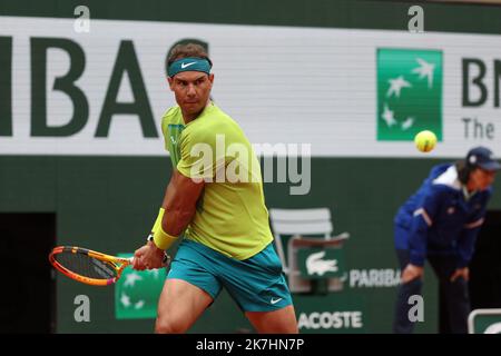 ©PHOTOPQR/LE PARISIEN/Olivier Arandel ; Paris ; 23/05/2022 ; Paris, France Lundi 23 mai 2022 Roland Garros Jordan Thompson / Rafael Nadal (Vert) Roland Garros Tournoi de tennis français ouvert, à Paris, France, le 23 mai 2022 Banque D'Images