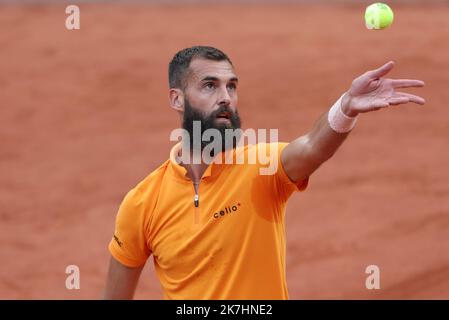 ©PHOTOPQR/LE PARISIEN/LP / Arnaud Journois ; PARIS ; 24/05/2022 ; TENNIS , ROLAND GARROS 2022 , BENOIT PAIRE vs ILYA IVASHKA le tournoi de tennis Roland Garros en France, le 24 mai 2022. Banque D'Images