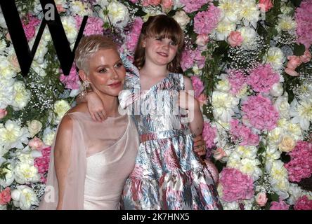 ©PHOTOPQR/NICE MATIN/Jean François Ottonello ; Monaco ; 24/05/2022 ; cérémonie des MCFW Fashion Awards a l’Opéra de Monte-Carlo en présence de la princesse Charlene et de la princesse Gabriella. Cérémonie de remise des prix de la mode à l'Opéra de Monte-Carlo sur 24 mai 2022 Banque D'Images