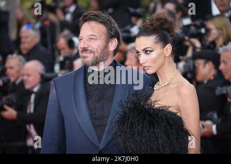 ©PHOTOPQR/LE PARISIEN/Fred Dugit ; Cannes ; 28/05/2022 ; Cuture / Cinéma Palais des festivals à Cannes (06), le 28 mai 2022 Palmares du 75E fessitival du film international de Cannes Samuel le Bihan et Stefania Christian photo LP / Fred Dugit Banque D'Images