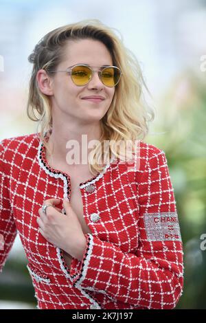 ©franck castel/MAXPPP - 20220005 crimes of the future Photocall - le Festival annuel du film de Cannes 75th Kristen Stewart CANNES, FRANCE - MAI 24 Banque D'Images