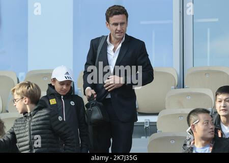 ©Sébastien Muylaert/MAXPPP - Paris 30/05/2022 Laurent Macron, frère du président français Emmanuel Macron au court Philippe Chatrier lors de la quatrième manche du tournoi de tennis Open de France à Roland ?Garros à Paris, France. 30.05.2022 Banque D'Images