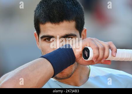 ©FRANCK CASTEL/MAXPPP - 20220005 Roland Garros - jour 10 Carlos ALCARAZ pendant le dixième jour de Roland Garros sur 31 mai 2022 à Paris, France. Banque D'Images