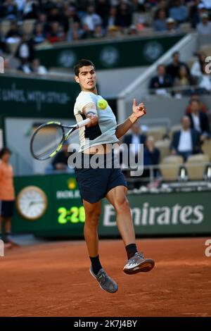 ©FRANCK CASTEL/MAXPPP - 20220005 Roland Garros - jour 10 Carlos ALCARAZ pendant le dixième jour de Roland Garros sur 31 mai 2022 à Paris, France. Banque D'Images