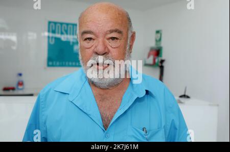 ©PHOTOPQR/LA PROVENCE/VALÉRIE VREL ; Marseille ; 04/06/2022 ; ouverture officielle de Cosquer Méditerranée, en ce 4/06/2022, le public est au rendez-vous pour la visite de la couverture de la Grotte COSQUER, grotte date d'environnement 30000 ans pour la première place, Henri 1985. Une grotte où l'art pariétal est supérieur : chevaux, pinguouins, tigres... Henri Cosquer Marseille, France, juin 4th 2022 Cosquer Méditerranée est la réplique de la Grotte Cosquer, une grotte préhistorique située dans les criques de Marseille. Ouverture sur 4 juin 2022 Banque D'Images