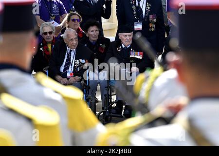 ©PHOTOPQR/OUEST FRANCE/Stéphane Geufroi ; Bernières sur mer ; 06/06/2022 ; Cérémonie internationale du 78E anniversaire du Débargement à Bernières sur mer dans le calvados en présence du ministre des armées Sébastien Lecornu. 78E anniversaire du débarquement en Normandie juin 6th 2022 78th anniversaire du débarquement de Normandie à Bernieres sur Mer, avec le ministre français de la Défense SebastienLecornu Banque D'Images