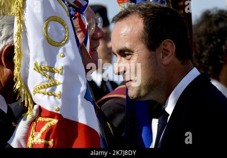 ©PHOTOPQR/OUEST FRANCE/Stéphane Geufroi ; Bernières sur mer ; 06/06/2022 ; Cérémoine international du 78E anniversaire du Débarquier à Bernières sur mer dans le calvados en prérence du minister des armes Sébastien Lecornu (photo) 78E anniversaire du Débargement en Normandie 6th 2022 78th juin anniversaire du débarquement de Normandie à Bernieres sur mer, avec le ministre français de la Défense Banque D'Images