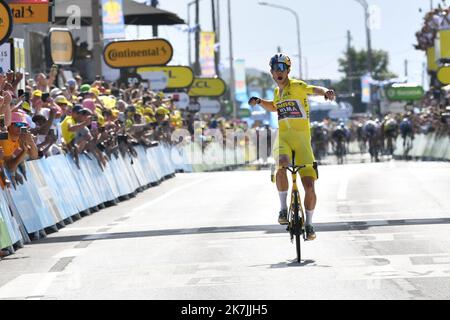 ©PHOTOPQR/VOIX DU NORD/PASCAL BONNIERE ; 05/07/2022 ; DUNKERQUE , le 5 juillet 2022 sport , cycliste , tour de France , etape Dunkerque - Calais .PHOTO PASCAL BONNIERE / LA VOIX DU NORD Banque D'Images