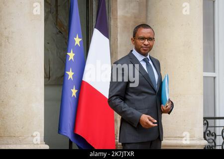 ©Thomas Padilla/MAXPPP - 20/07/2022 ; Paris, France ; SORTIE DU Conseil DES MINISTRES au PALAIS DE l'ELYSEE. PAP NDIAYE, MINISTRE DE L'ÉDUCATION NATIONALE ET DE LA JEUNESSE. Quittez la réunion hebdomadaire du cabinet au palais présidentiel de l'Elysée à Paris sur 20 juillet 2022. Banque D'Images