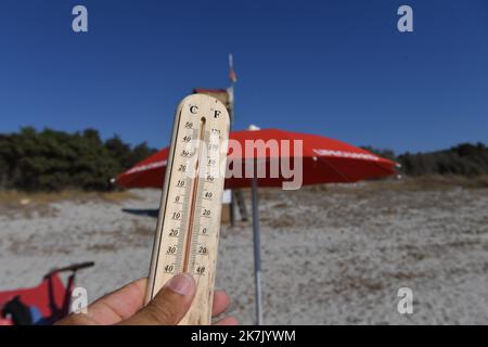 ©Mourad ALLILI/MAXPPP - 04/08/2022 photo illustration canicule mer méditerranée - vague de chaleur, mer Méditerranée, Banque D'Images