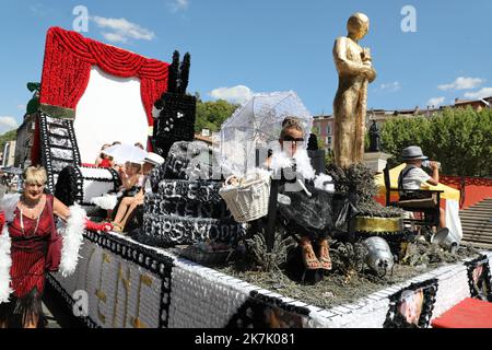 ©PHOTOPQR/LA PROVENCE/DUCLET Stéphane ; digne-les-bains ; 07/08/2022 ; 76 eme corso de la lavande de digne les bains. Fichier de jour. - Digne les bains, France, août 7th 2022 76th Lavender corso en Provence Banque D'Images