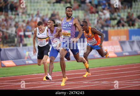 ©Laurent Lairys/MAXPPP - Dylan Borlee de Belgique , Alex Haydock - Wilson et Matthew Hudson - Smith de Grande-Bretagne finale hommes 400m pendant les Championnats européens d'athlétisme 2022 sur 17 août 2022 à Munich, Allemagne - photo Laurent Lairys / ABACAPRESS.COM Banque D'Images