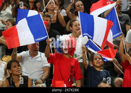 ©Manuel Blondeau/AOP Press/MAXPPP - 18/08/2022 Montpellier supporters de France lors du match de basket-ball amical entre la France et la Belgique à l'Arena Sud de France à Montpelier, France sur 18 août 2022. Banque D'Images