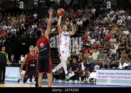 ©Manuel Blondeau/AOP Press/MAXPPP - 18/08/2022 Montpellier Thomas Heurtel de France lors du match de basket-ball amical entre la France et la Belgique au Sud de France Arena de Montpelier, France sur 18 août 2022. Banque D'Images