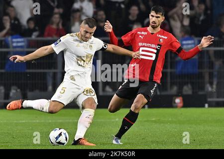 ©PHOTOPQR/Ouest FRANCE/Philippe RENAULT ; Rennes ; 31/08/2022 ; Rennes - Brest . ( Stade Rennais FC contre Stade Brestois 29 ). Championnat de France de football, Ligue 1, journée 5. Brendan CHARDONNET et Martin TERRIER photo Philippe RENAULT / Ouest-France Banque D'Images