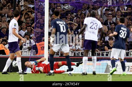 ©PHOTOPQR/LA DEPECHE DU MIDI/MICHEL VIALA ; TOULOUSE ; 31/08/2022 ; DDM- MICHEL VIALA FOOTBALL LIGUE 1 SAISON 2022 2023 LE TOULOUSE FOOTBALL CLUB TFC RECOIT LE PARIS SAINT GERMAIN PSG DUPE Banque D'Images