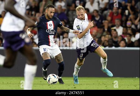 ©PHOTOPQR/LA DEPECHE DU MIDI/MICHEL VIALA ; TOULOUSE ; 31/08/2022 ; DDM- MICHEL VIALA FOOTBALL LIGUE 1 SAISON 2022 2023 LE TOULOUSE FOOTBALL CLUB TFC RECOIT LE PARIS SAINT GERMAIN PSG Banque D'Images