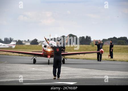 ©PHOTOPQR/VOIX DU NORD/PIERRE ROUANET ; 02/09/2022 ; NIERGNIES, LE 02/09/2022. Répétition avant la rencontre des ailes de Cambrai 2022, un aérodrome de Niergnies, avec entrée automatique la patrouille de France (la patrouille acrobatique officielle de l'Armée de l'Air). PHOTO PIERRE ROUANET LA VOIX DU NORD - répétition avant la rencontre des ailes de Cambrai 2022, à l'aérodrome de Niergnies, avec entre autres la patrouille de France (la patrouille acrobatique officielle de l'Armée de l'Air). Banque D'Images