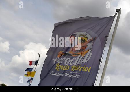 ©PHOTOPQR/VOIX DU NORD/PIERRE ROUANET ; 02/09/2022 ; NIERGNIES, LE 02/09/2022. Répétition avant la rencontre des ailes de Cambrai 2022, un aérodrome de Niergnies, avec entrée automatique la patrouille de France (la patrouille acrobatique officielle de l'Armée de l'Air). PHOTO PIERRE ROUANET LA VOIX DU NORD - répétition avant la rencontre des ailes de Cambrai 2022, à l'aérodrome de Niergnies, avec entre autres la patrouille de France (la patrouille acrobatique officielle de l'Armée de l'Air). Banque D'Images