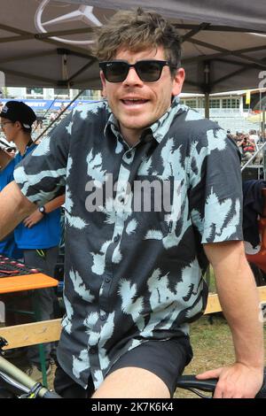 ©Pierre Teyssot/MAXPPP ; UCI 2022 coupe du monde de VTT à Commezzadura sur 4 septembre 2022. Finales compétitions olympiques de cross-country et podium, Loic Bruni (FRA) © Pierre Teyssot / Maxppp Banque D'Images