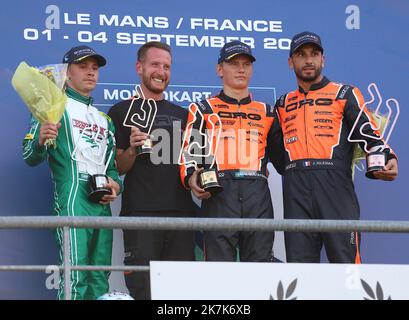 ©OLIVIER BLIN/MAXPPP - 21/02/2021 PHOTO OLIVIER BLIN / MAXPPP / 72 LE MANS / 04 septembre 2022 Karting KZ, finale au championnat du monde sur le circuit international du Mans. 1er Viktor Gustafsson (CRG) 45 2eme Noah Milell (Tony kart) 31 3eme Jeremy Iglesias (CRG) 28 - 2022 CHAMPIONNATS DU MONDE de KARTING FIA - KZ LE MANS (FRA) Banque D'Images