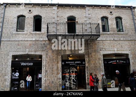 Alrov Mamilla Avenue est un populaire centre commercial en plein air à Jérusalem, Israël. Banque D'Images