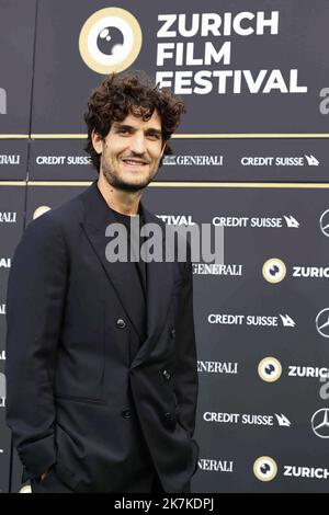 ©Francois Glories/MAXPPP - 23/09/2022 l'acteur français Louis Garrel et le réalisateur russe Kirill Serebrennikov assistent à la photo 'l'innocent' lors du Festival du film de Zurich 18th en Suisse. 23 septembre 2022. Banque D'Images