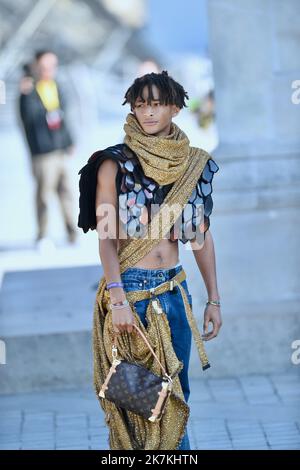 ©Agence Franck Castel/MAXPPP - 04/10/2022 Jaden Smith, Louis Vuitton hors arrivées Paris Fashion week vêtements pour femmes Printemps été 2023 Banque D'Images