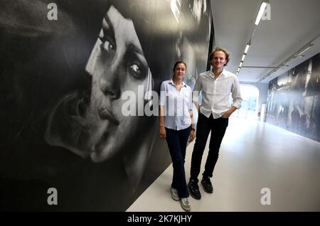 ©PHOTOPQR/NICE MATIN/Valérie le Parc ; LA SEYNE ; 06/10/2022 ; MAG / VILLA TAMARIS PACHA EXPO LINDBERGH VISITE en PRÉSENCE DU FILM PHOTO LUI MEME - exposition Lindbergh à Villa Tamaris Pache la Seyne, France 06 oct. 2022 Banque D'Images