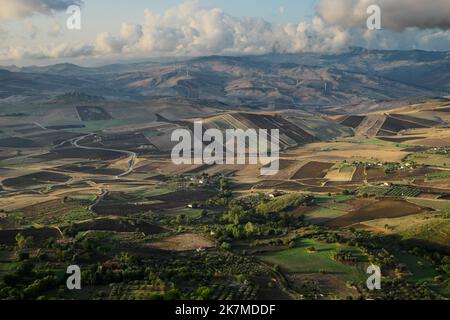 Paysage agricole de la Sicile occidentale, Italie Banque D'Images