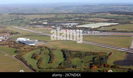 Vue aérienne de l'aéroport international de Leeds Bradford, Royaume-Uni Banque D'Images