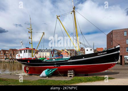 Binnenhafen Husum, port intérieur de Husum, rails de la cale de l'ancien chantier naval Banque D'Images