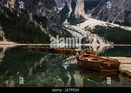 Lago di Braies, Italie Banque D'Images