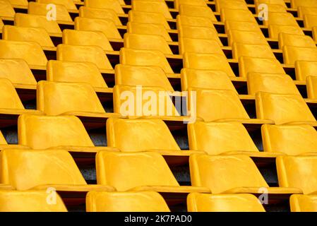 Sur les tribunes de signal Iduna Arena - le terrain de jeu officiel du FC Borussia Dortmund, Allemagne Banque D'Images